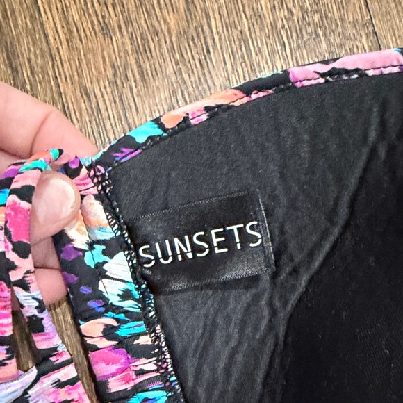 Colorful Patterned Bikini Set - Picture 7 of 8